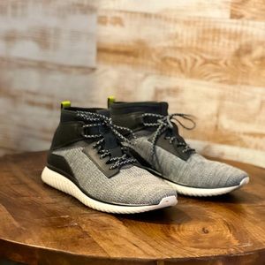 Like New Men’s Cole Haan Grand Motion Mid Cut Sneaker size 9 Worn Once